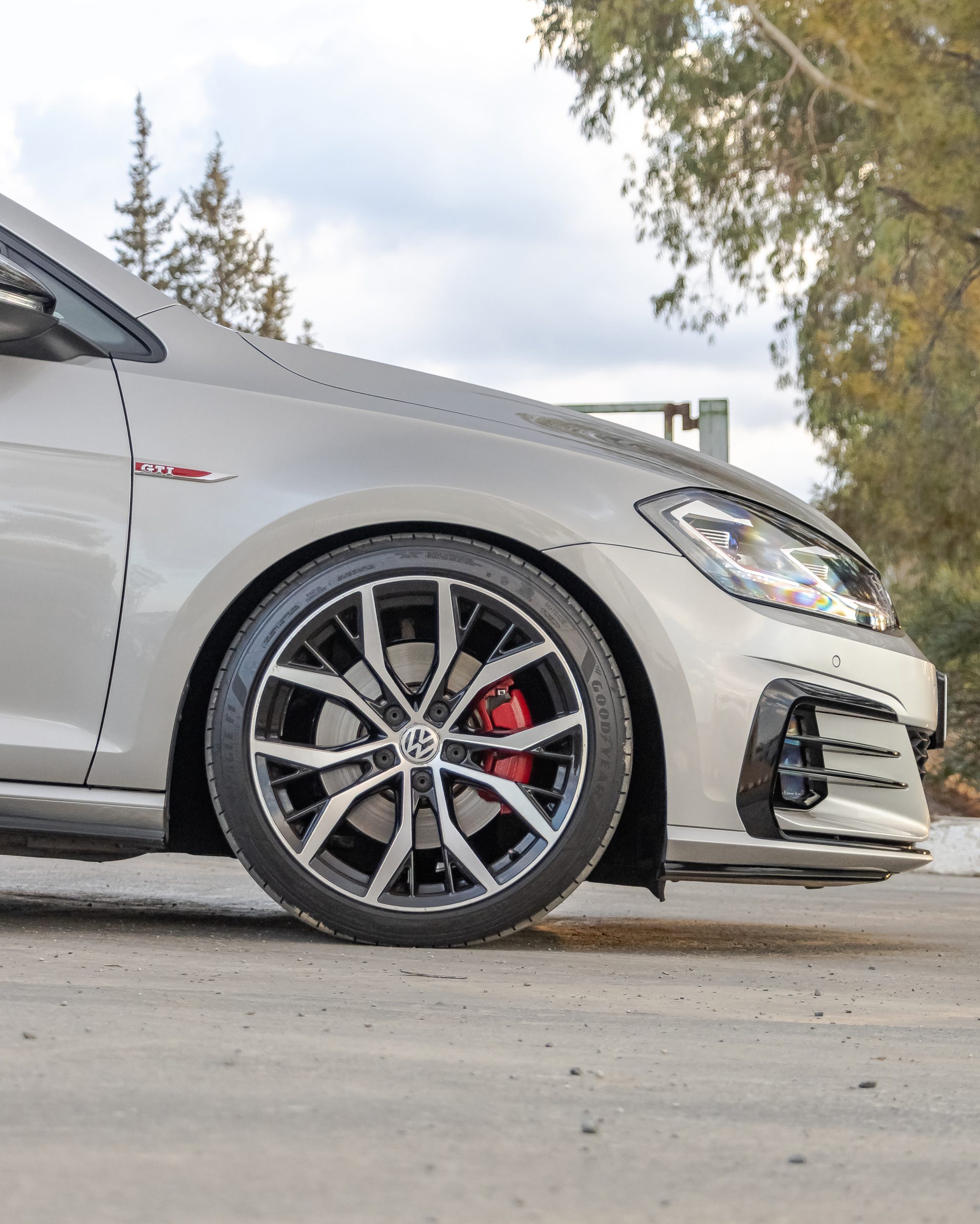 2018 Volkswagen Golf GTI – Tungsten Silver | For Sale in Cyprus - Image 3