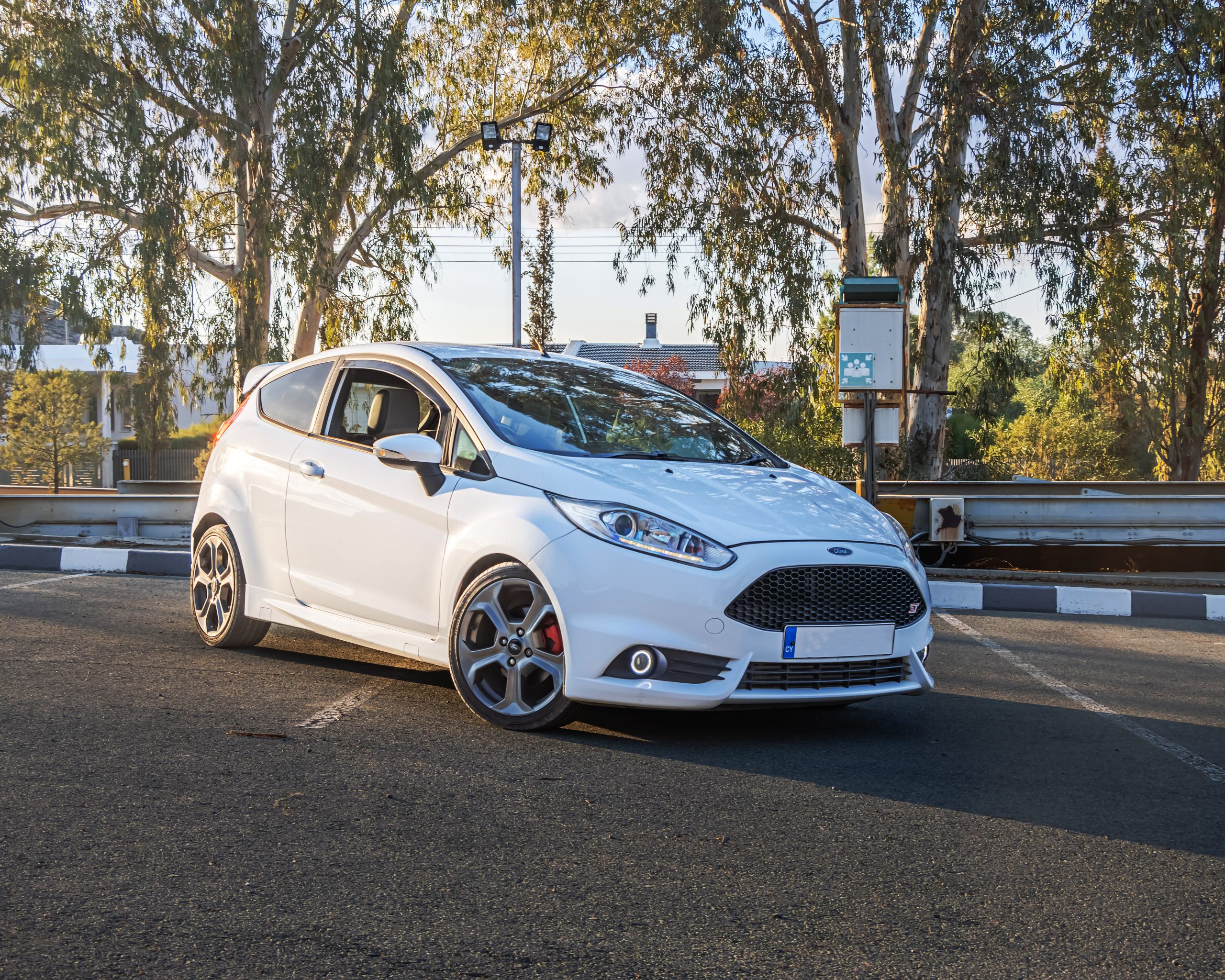 Amazing 2016 Ford Fiesta ST2 - Image 2