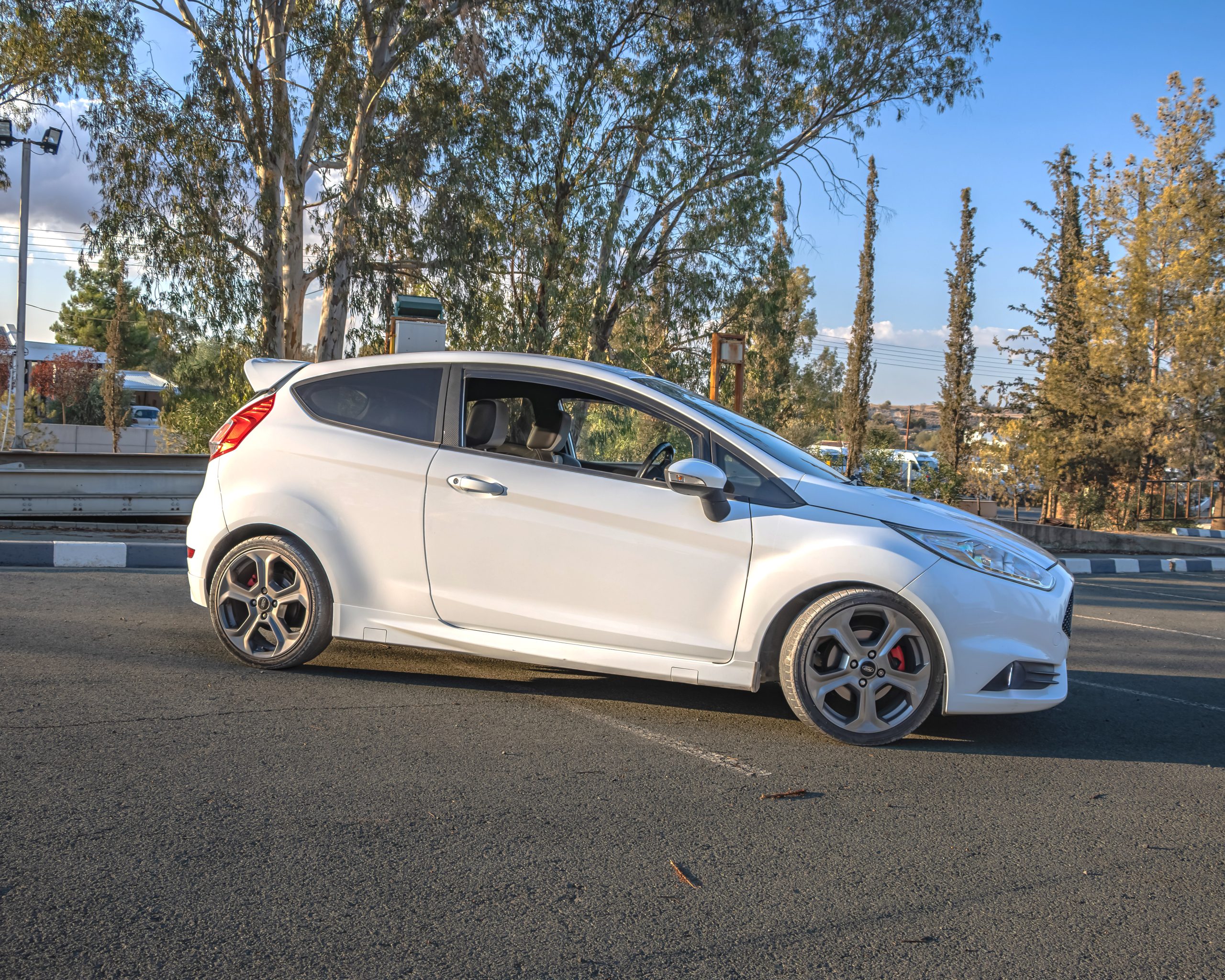 Amazing 2016 Ford Fiesta ST2 - Image 5