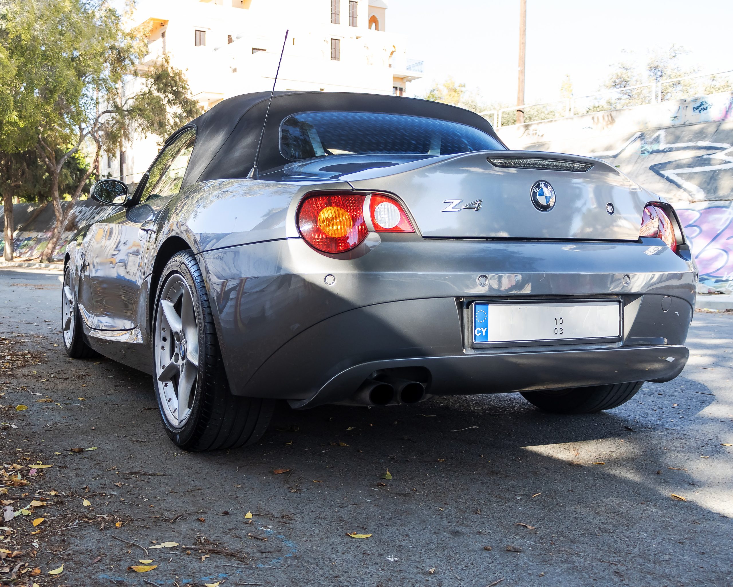2003 BMW Z4 3.0i Automatic - Image 4