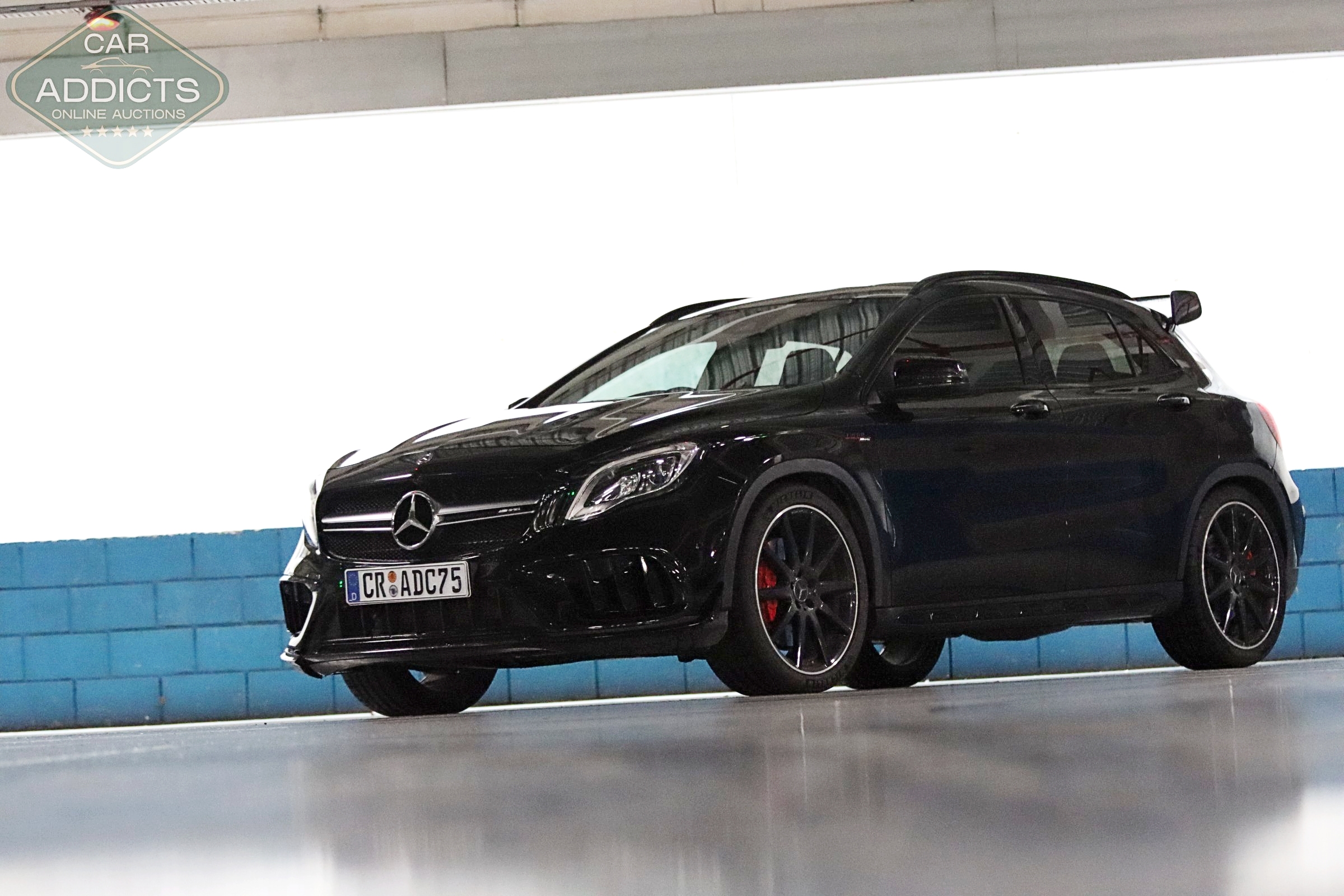 2018 Mercedes-Benz GLA 45 AMG - Image 2