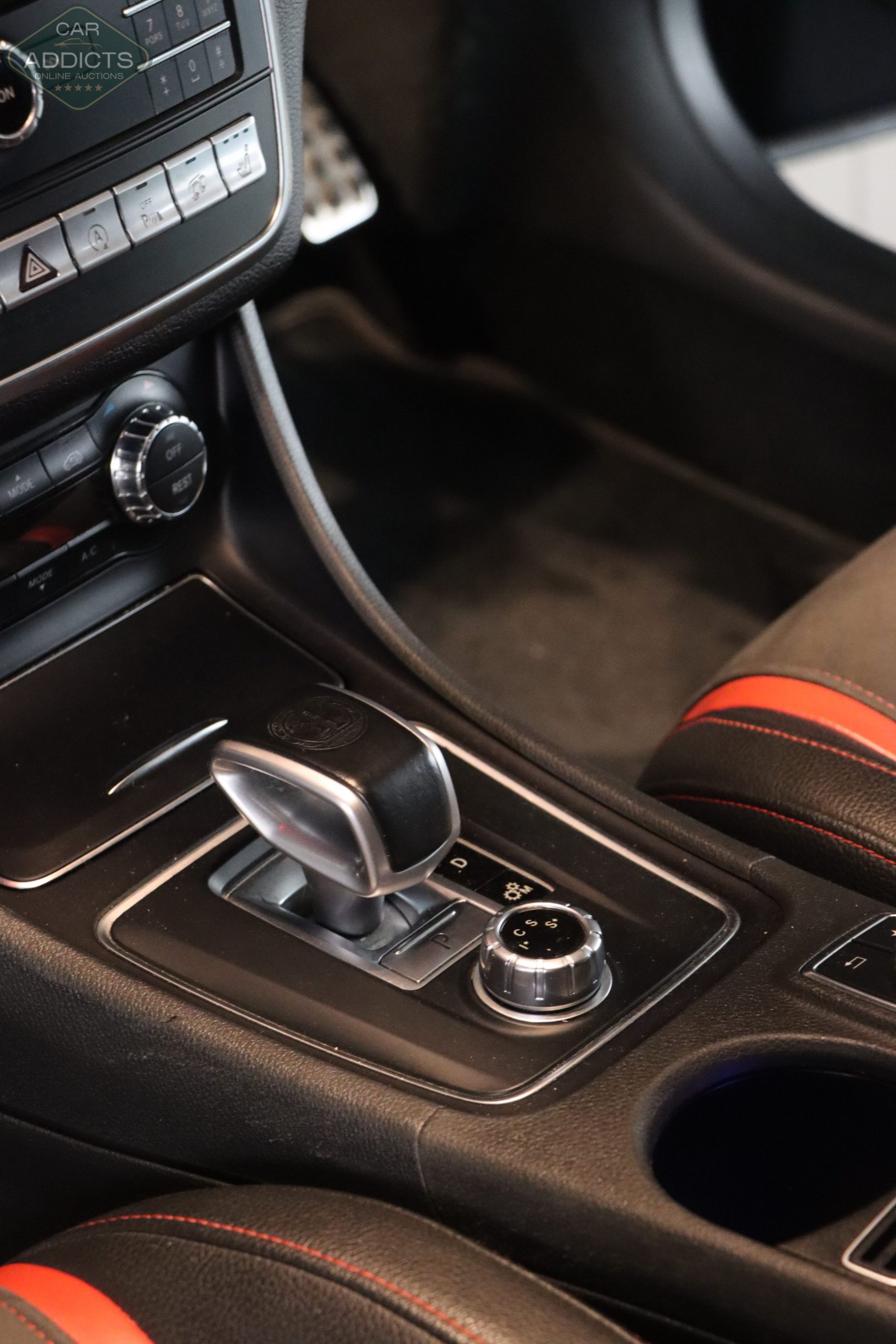 2018 Mercedes-Benz GLA 45 AMG - Image 6