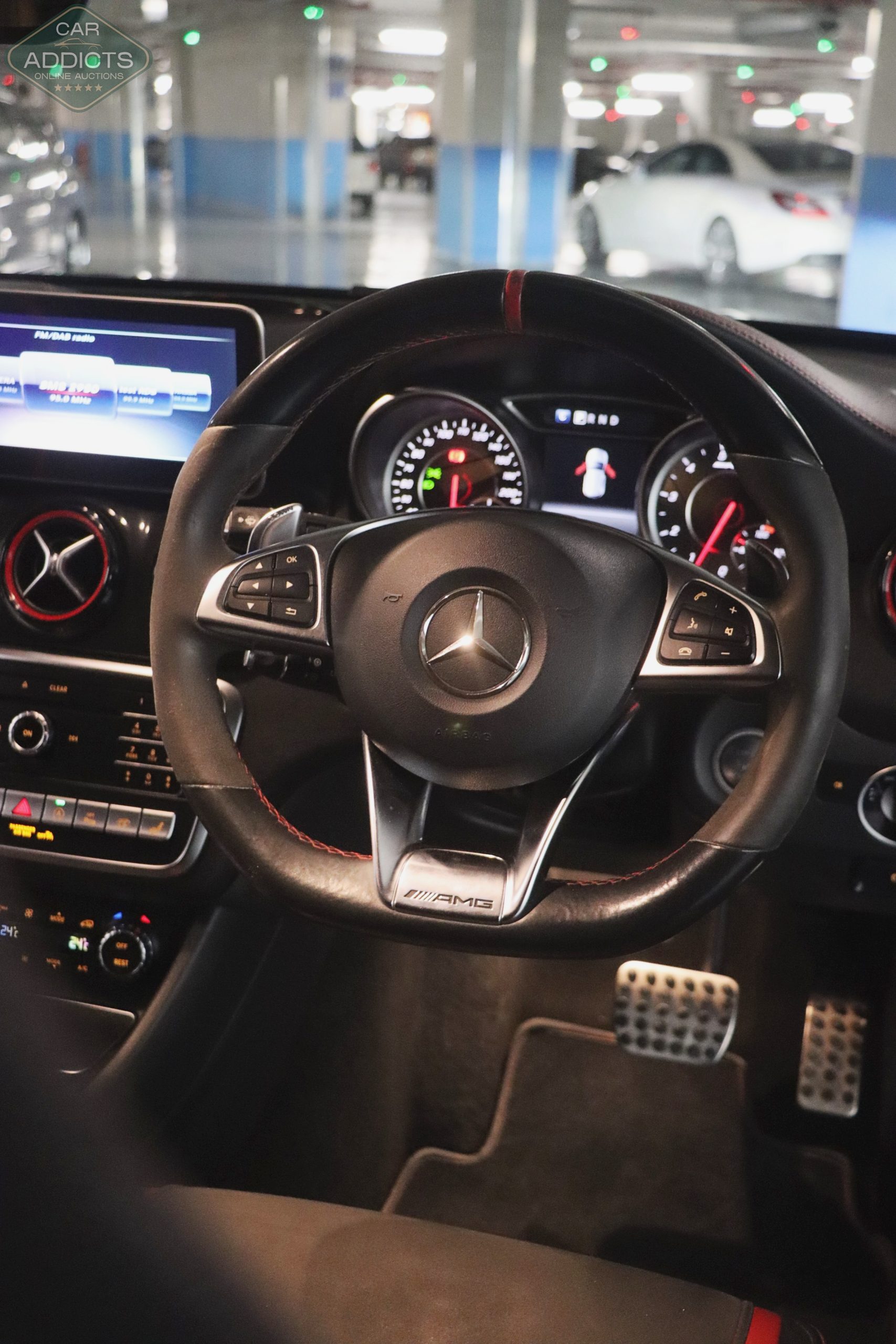 2018 Mercedes-Benz GLA 45 AMG - Image 7