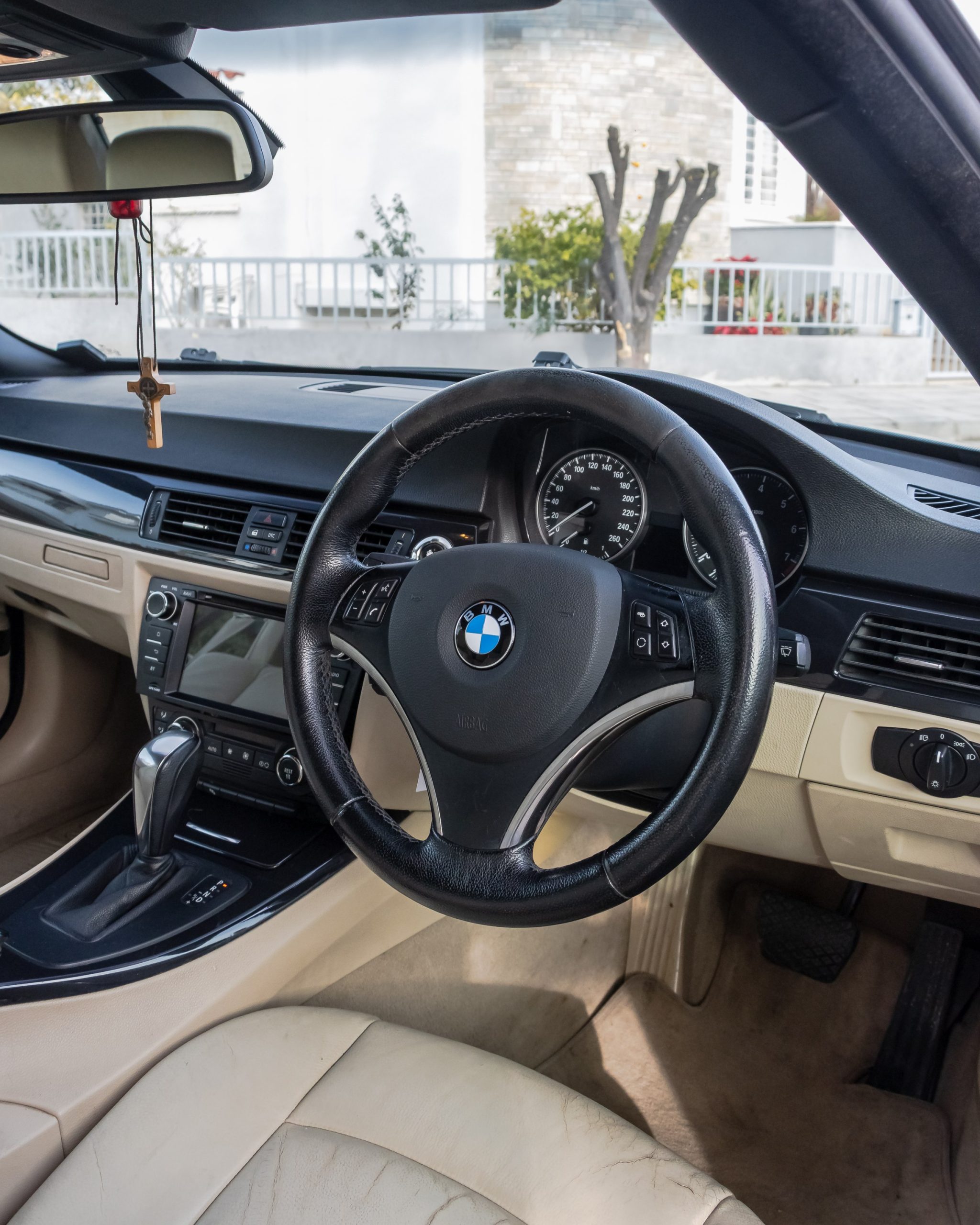 2010 BMW E93 320i Cabriolet Auto - Image 5