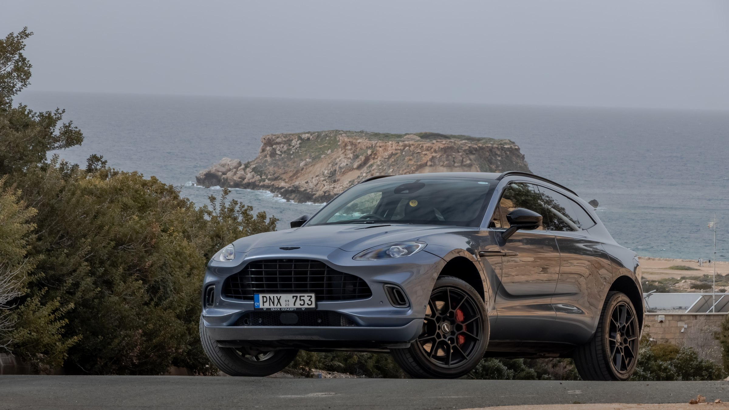 2020 Aston Martin DBX 4.0 V8 Bi-Turbo * Reserve Lowered - Image 2