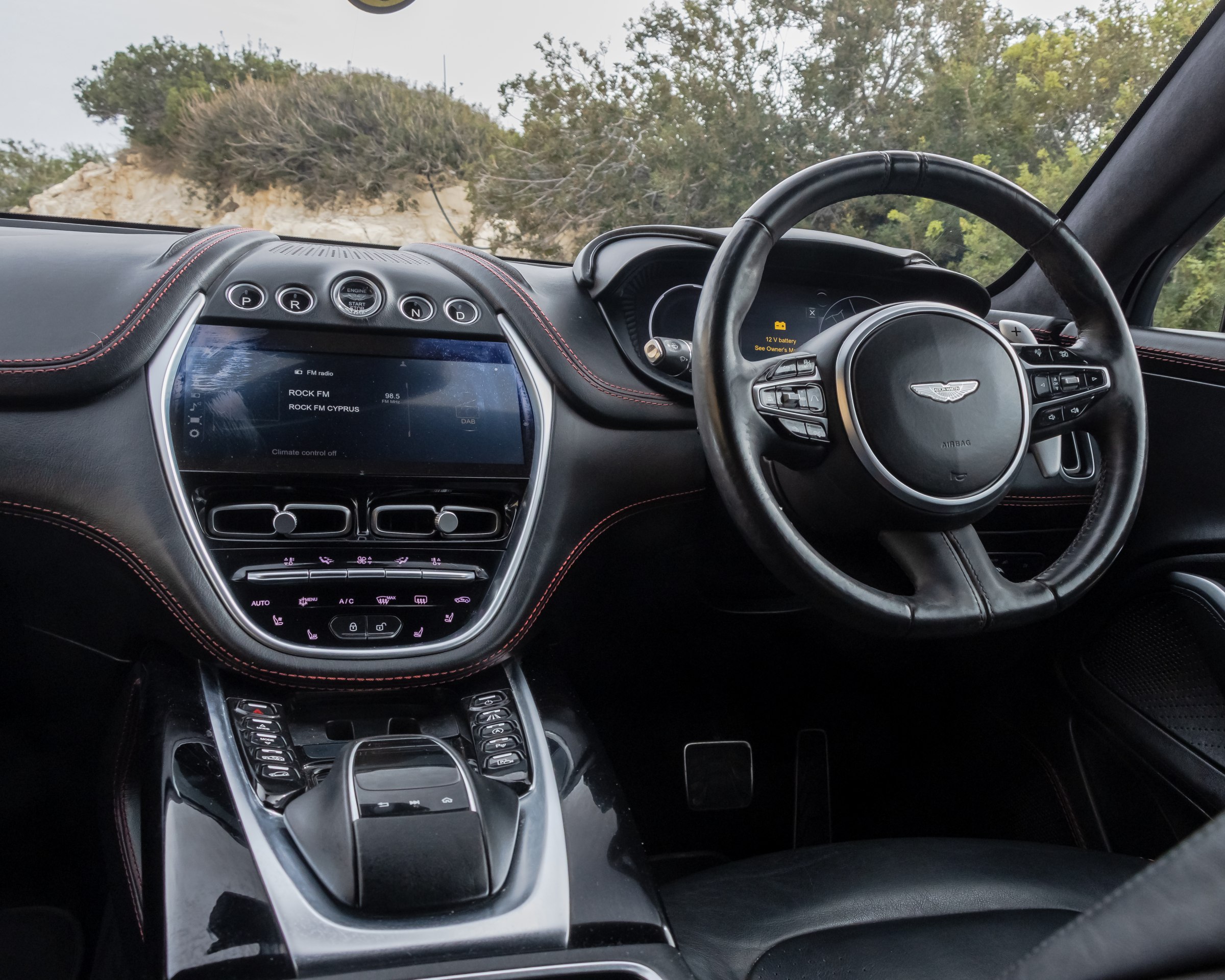 2020 Aston Martin DBX 4.0 V8 Bi-Turbo * Reserve Lowered - Image 6